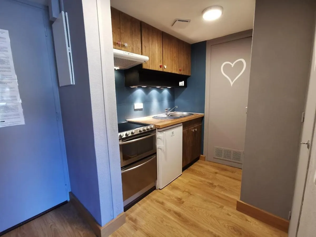 Appartement Renove 4 Pers Proche Des Pistes Avec Balcon Et Wifi - Fr-1-598-34 레게츠 0*,